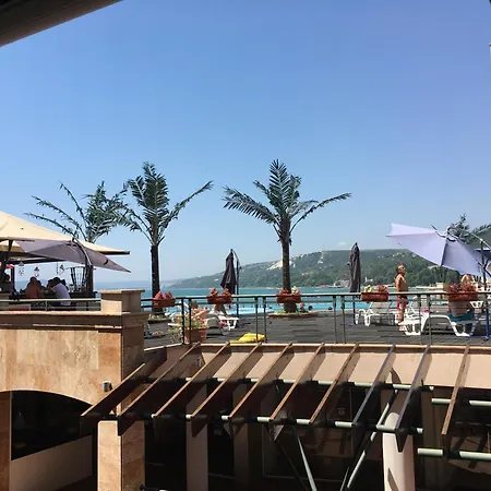 Perfect Sea And Pool View Marina アパート バルチク