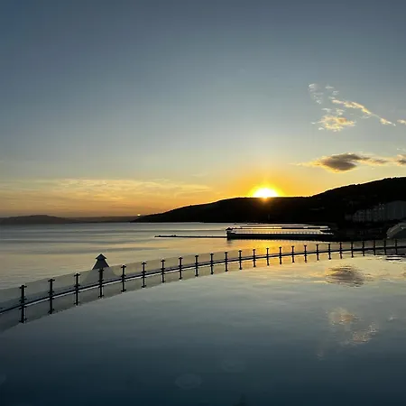 Perfect Sea And Pool View Marina * バルチク