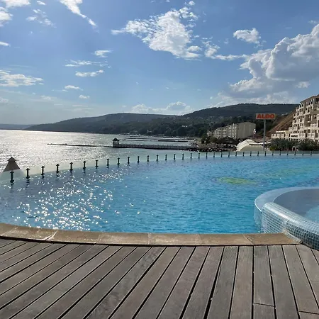 Apartamento Perfect Sea And Pool View Marina