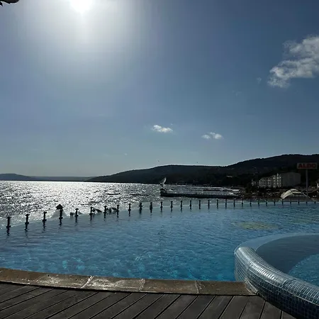 Apartment Perfect Sea And Pool View Marina Balchik